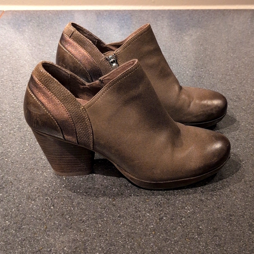 Dansko Marcia Booties - size 40